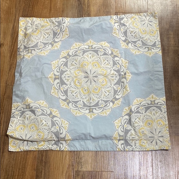 2 Pottery barn cressida medallion Blue, gray, & Yellow pillow sham covers - Picture 2 of 7